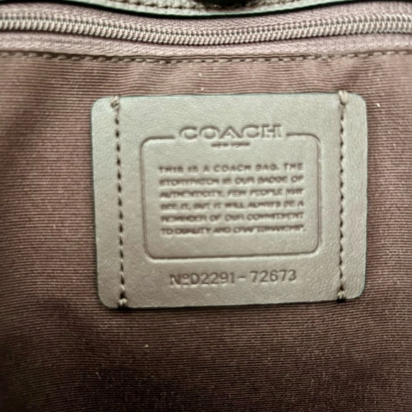 Coach Town Tote - Picture 6 of 8